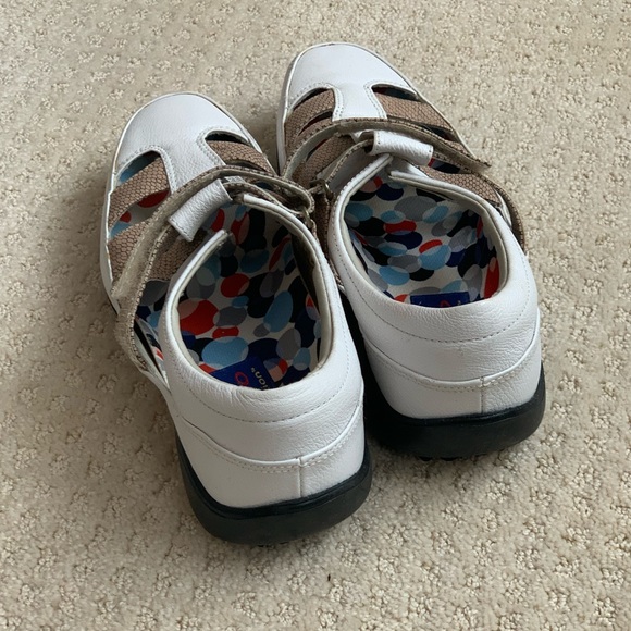 Stylish FOOTJOY Versatile Shoes - Picture 2 of 8